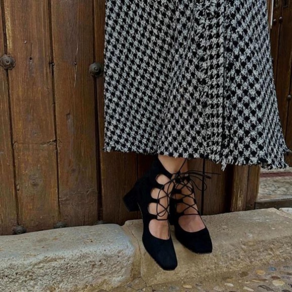 NIB Breckelles Strappy Mary Janes - Size 6